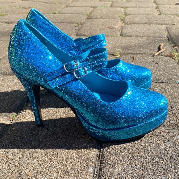 Pleaser Shoes - Pleaser Aqua Blue Sequin Heels. Size 8. NEVER WORN!